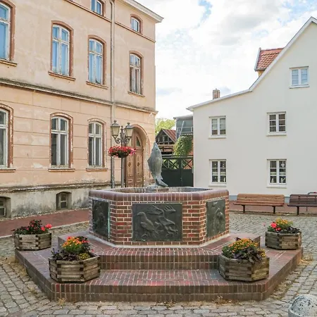 2 Bedroom Awesome In Krakow Am Semesterbostad *